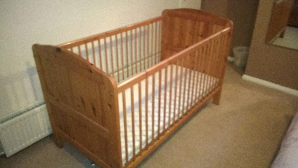 toys r us henley cot bed